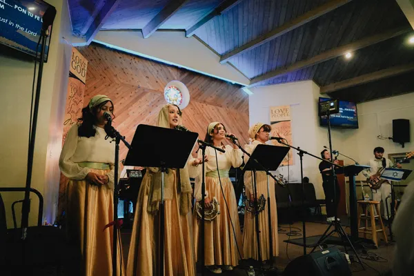 Worship Sukkot Singing Beit Lechem Messianic Congregation Church in Downey, CA